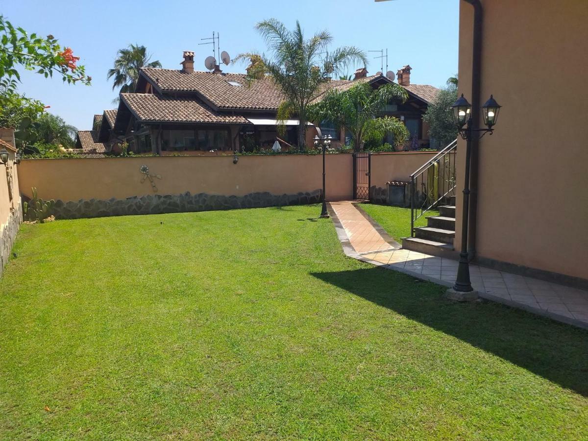 Villa Vittorio Infernetto Dış mekan fotoğraf